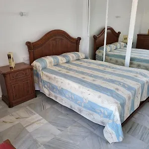 Habitación en casa particular Leo, Marbella